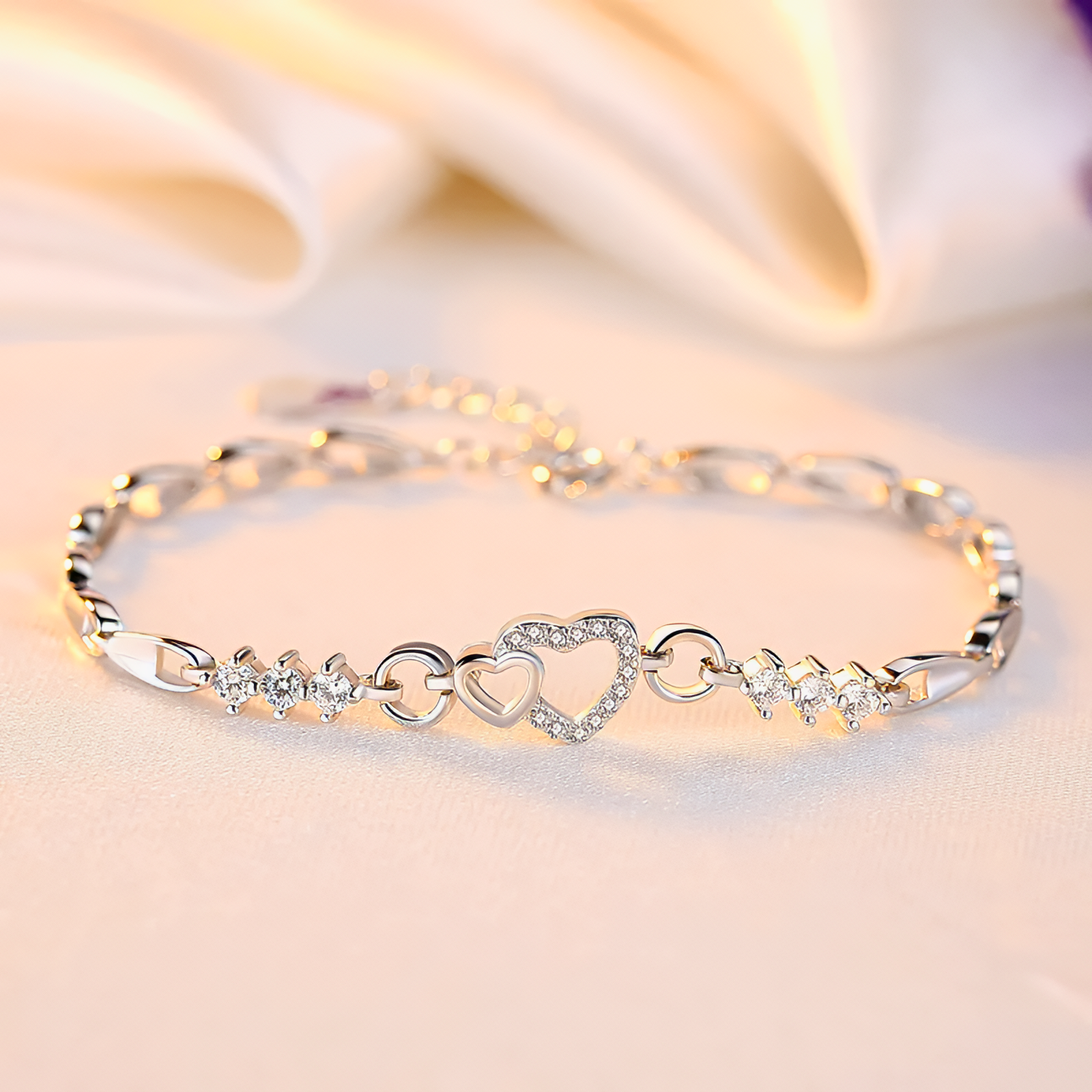 Lilac Kiss Bracelet