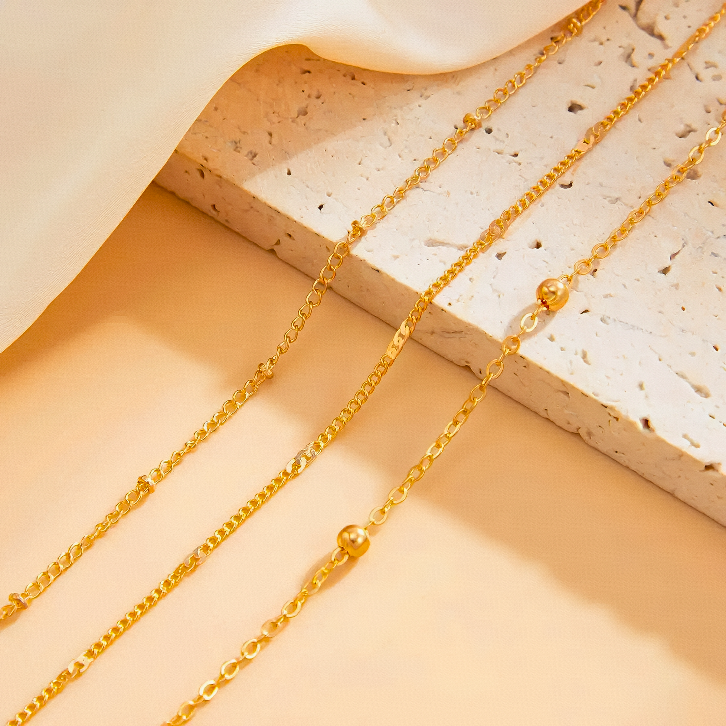 Marais Bow Anklet Set