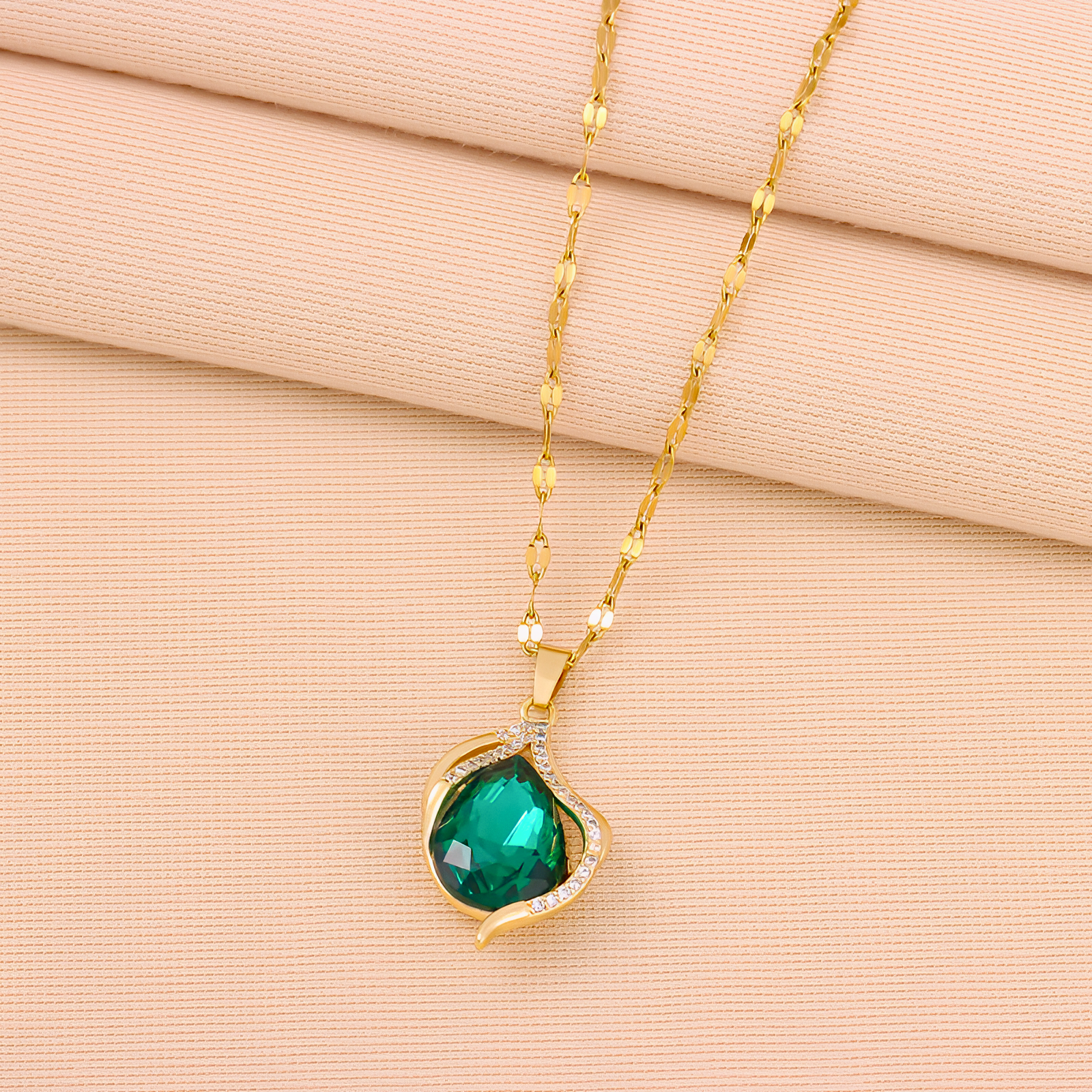 Emerald Teardrop Pendant Necklace