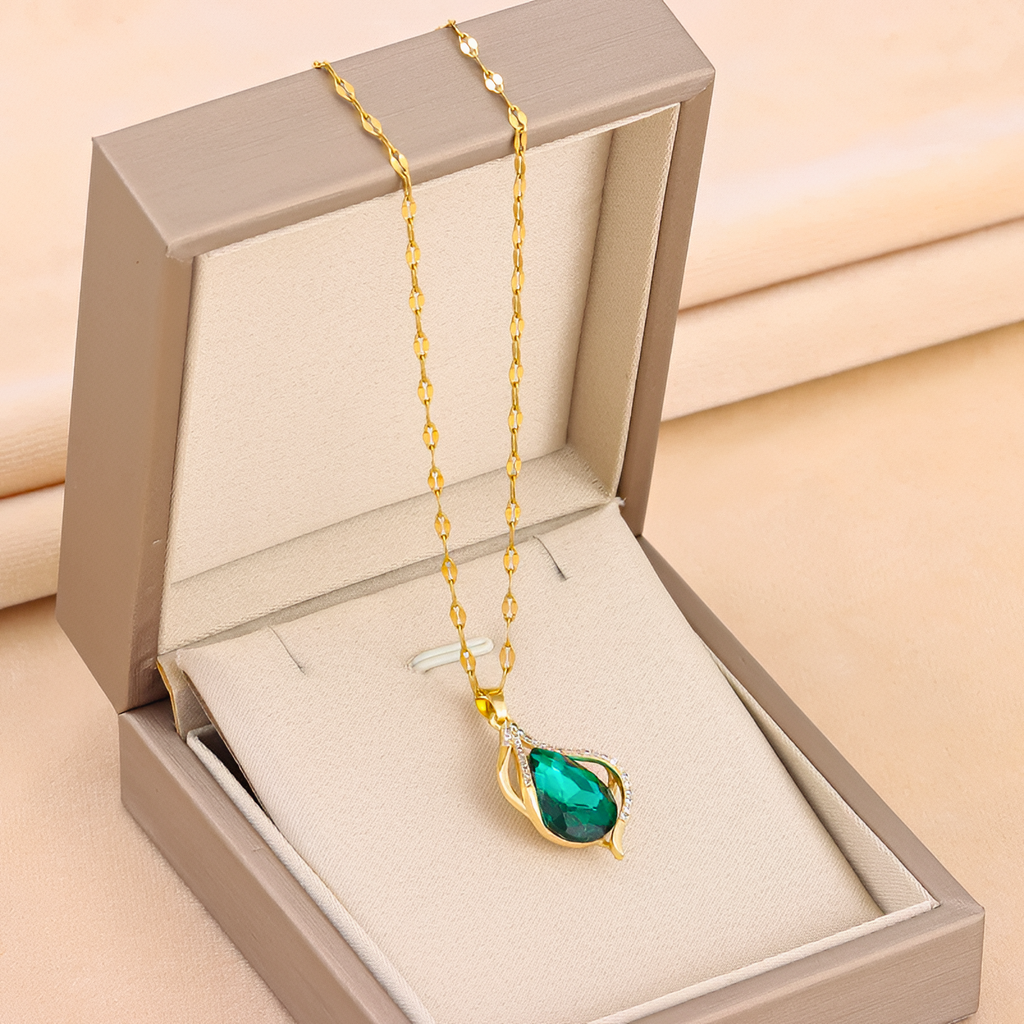 Emerald Teardrop Pendant Necklace