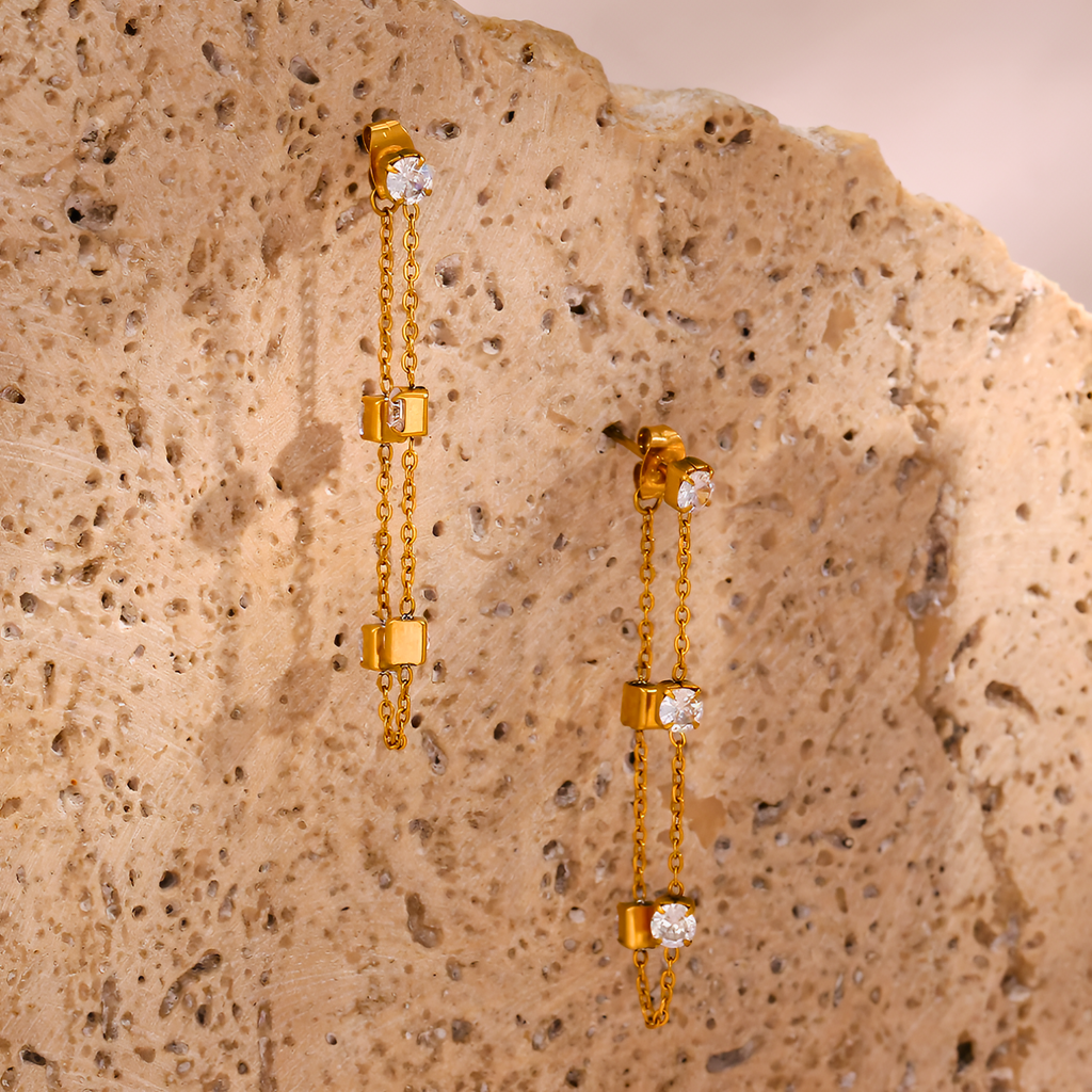 Serein Chain Studs