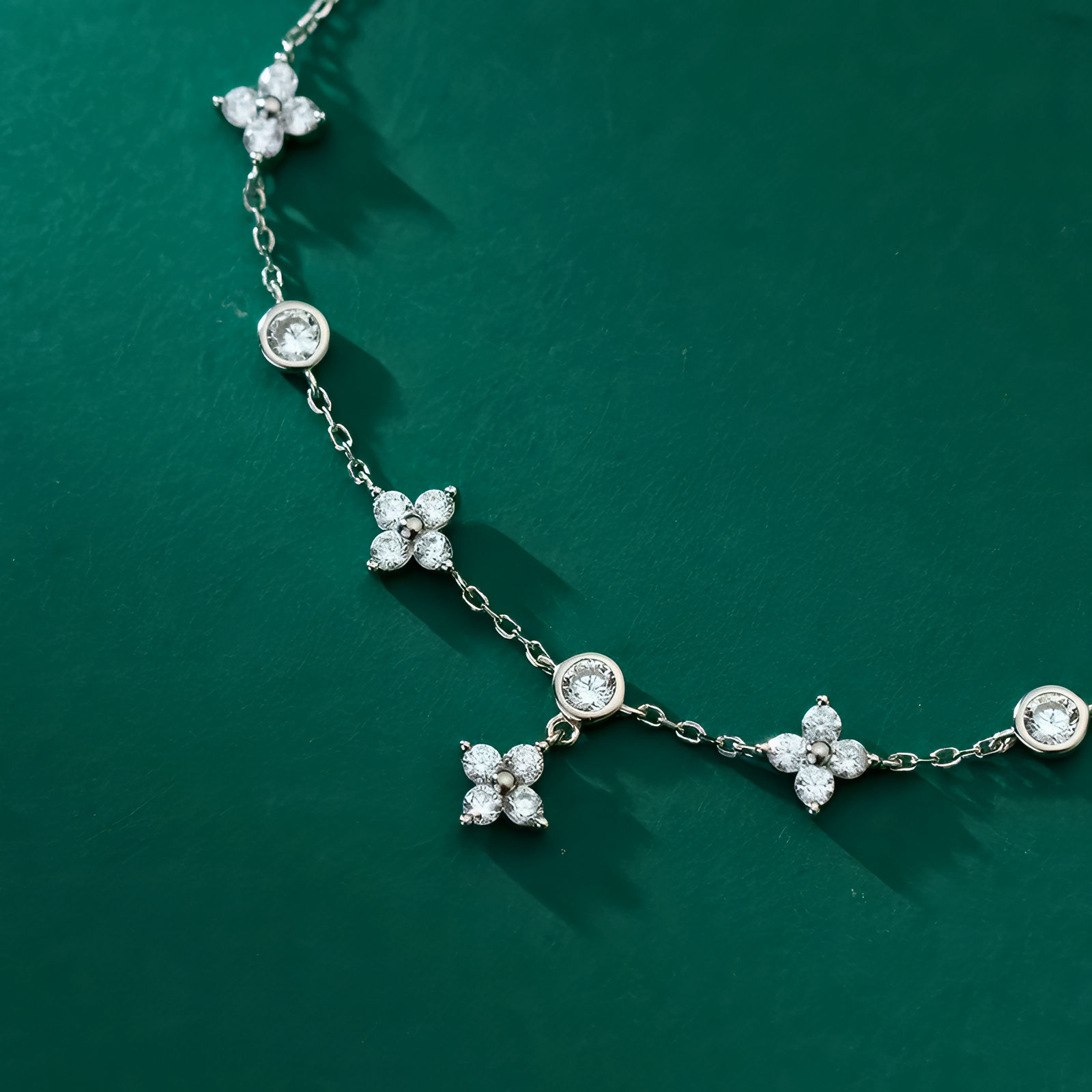 Étoile Clover Bracelet