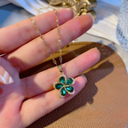 Lucky Clover Pendant (Gold)