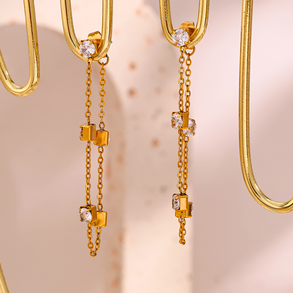 Serein Chain Studs