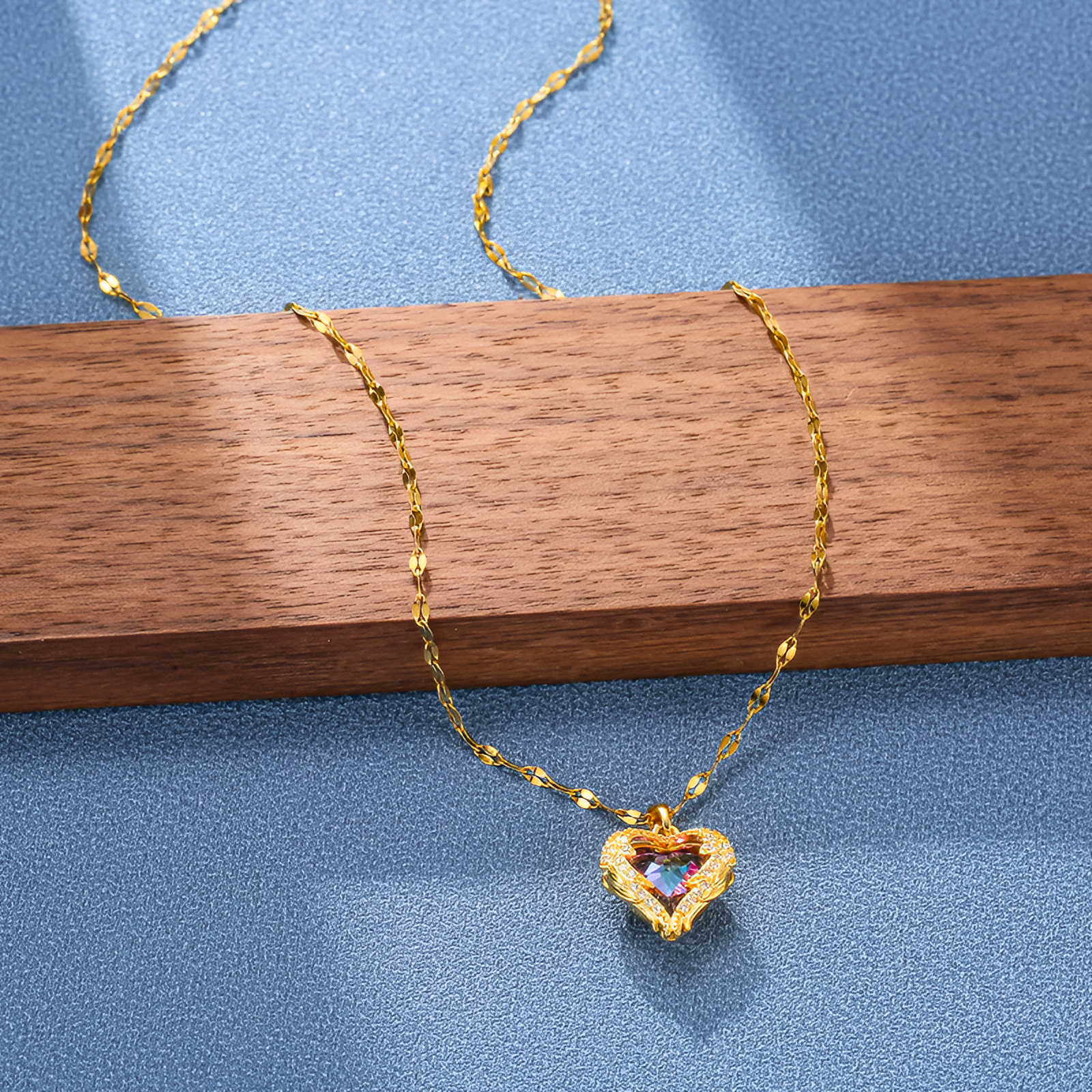 Cor Maris Pendant