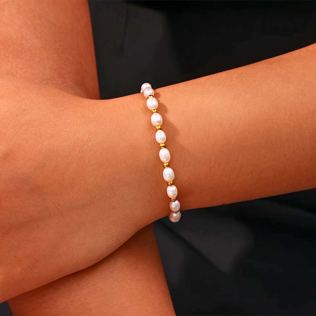 Elise Pearl Bracelet